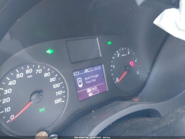 Mercedes-Benz Sprinter 2500 Standard Roof V6 Image 8