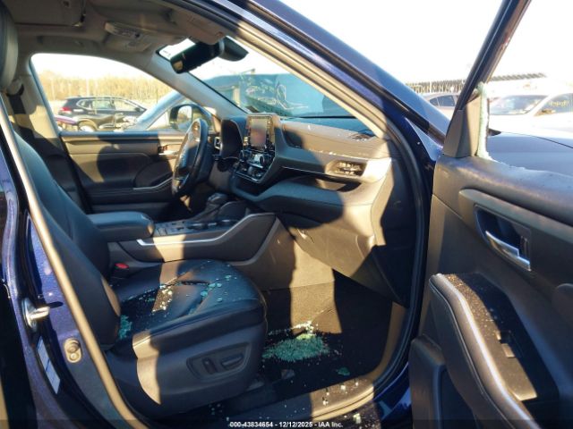 Toyota Highlander Xle Image 9