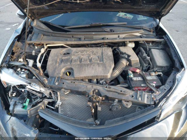 Toyota Corolla Xse Image 8