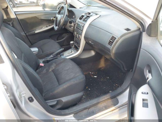 Toyota Corolla S Image 7