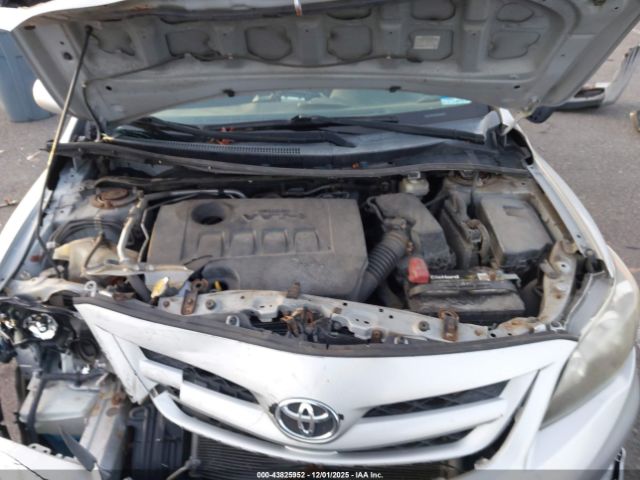 Toyota Corolla S Image 12