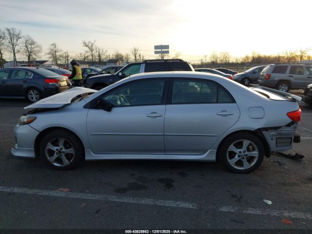 Toyota Corolla S Image 10