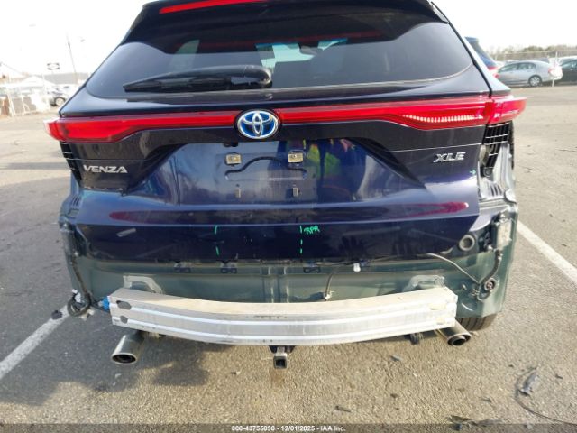 Toyota Venza Xle Image 3