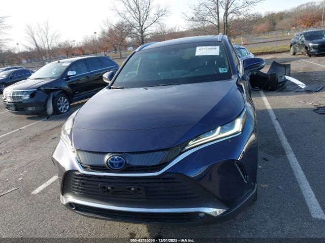 Toyota Venza Xle Image 9