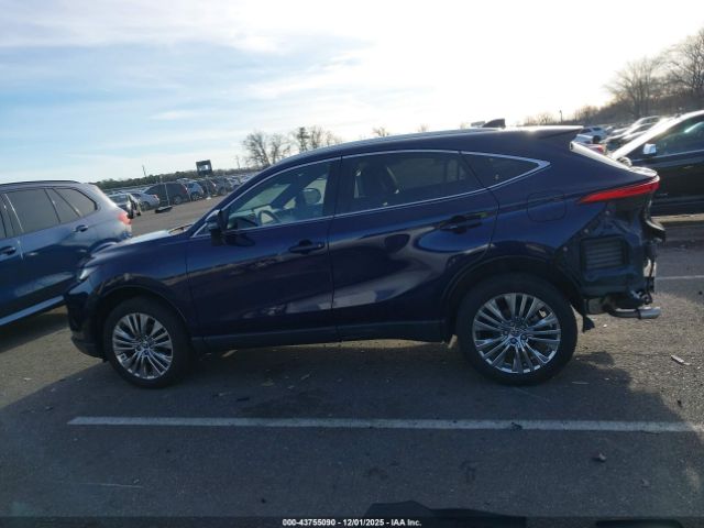 Toyota Venza Xle Image 6