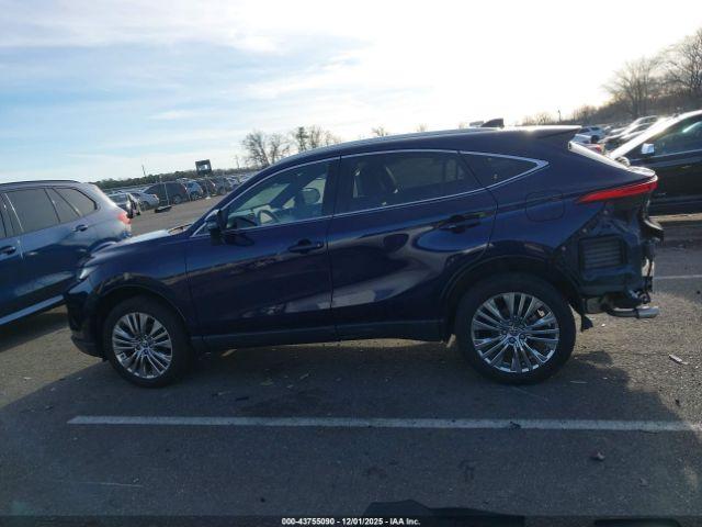 Toyota Venza Xle Image 6