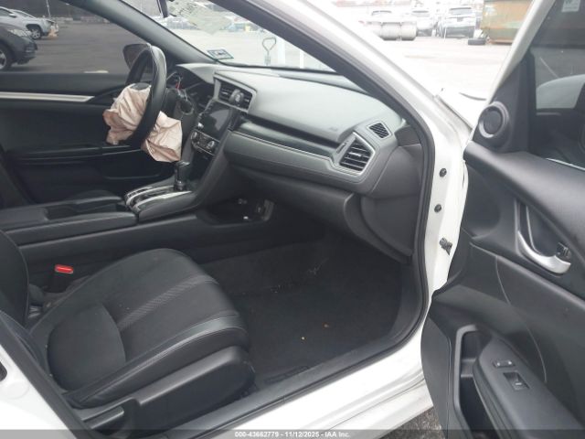 Honda Civic Sport Image 8