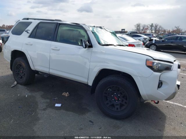 Toyota 4Runner Trd Off Road Premium Image 1