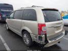 Chrysler Town & Country Touring-l Image 9