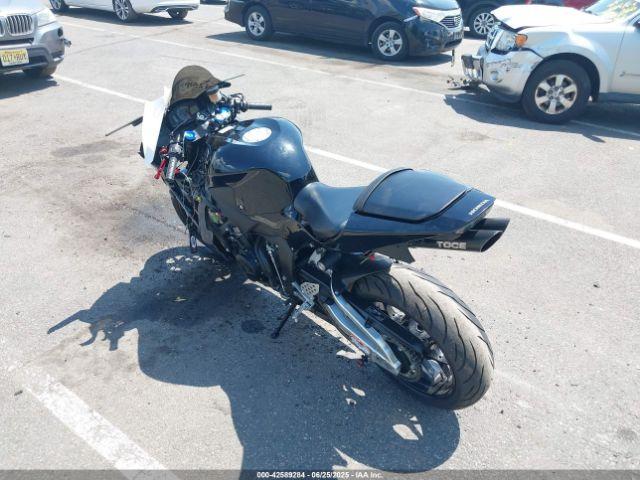 Honda Cbr600 Rr Image 2