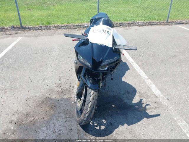 Honda Cbr600 Rr Image 4