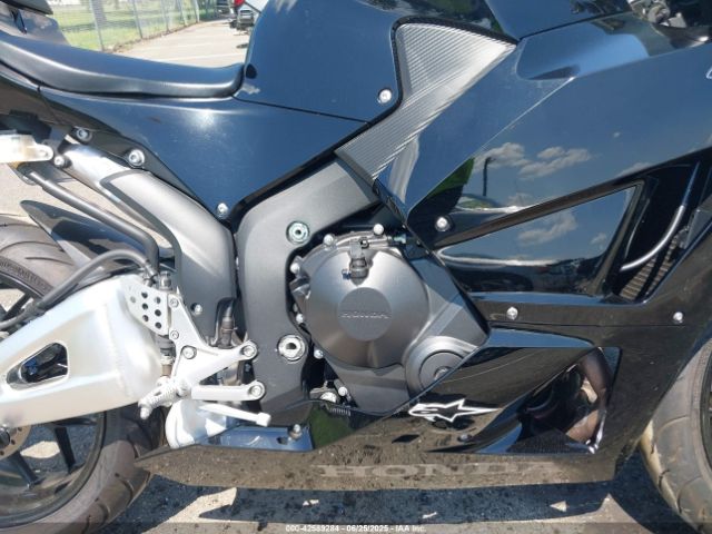 Honda Cbr600 Rr Image 13