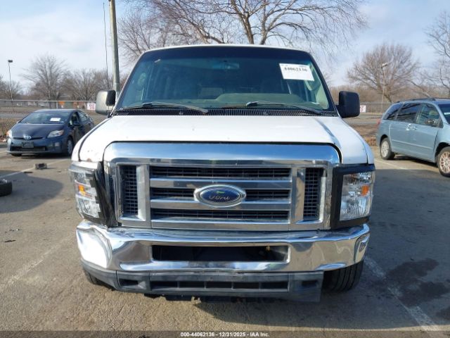 Ford E-350 Xlt Image 10