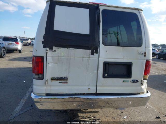 Ford E-350 Xlt Image 15