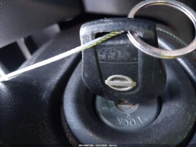 Nissan Rogue S Image 11