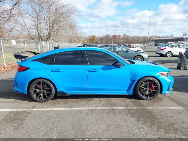 Honda Civic Image 13