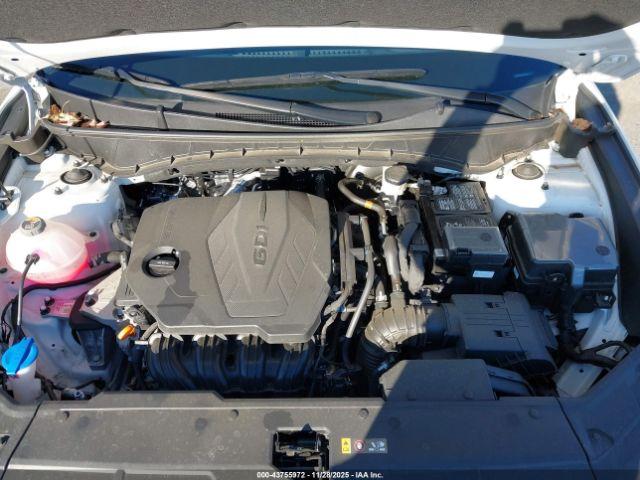 Hyundai TUCSON Sel Image 3