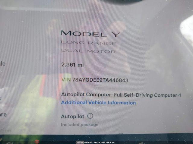Tesla Model Y Image 12