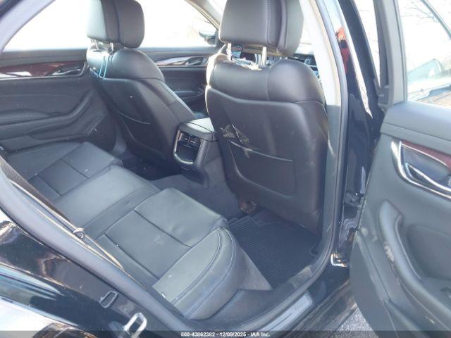 Cadillac CTS Luxury Image 8