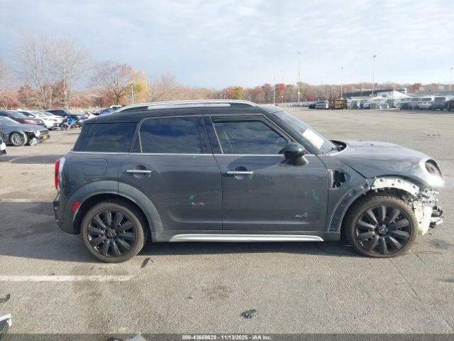 MINI Countryman Cooper S Image 14