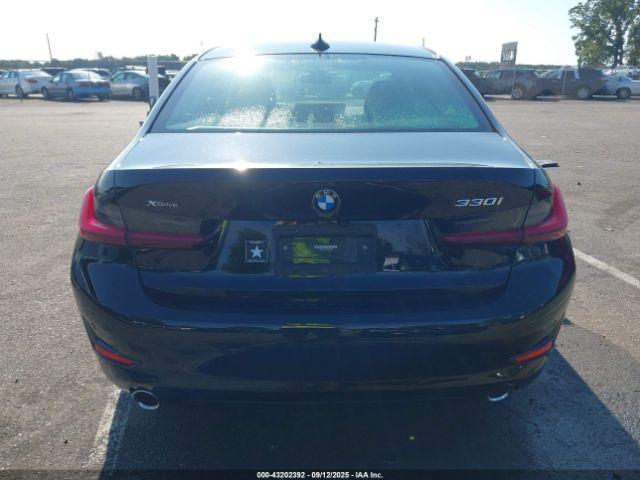 BMW 3 Series Xdrive Image 13