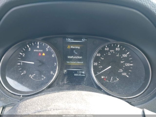 Nissan Rogue Sv Image 3