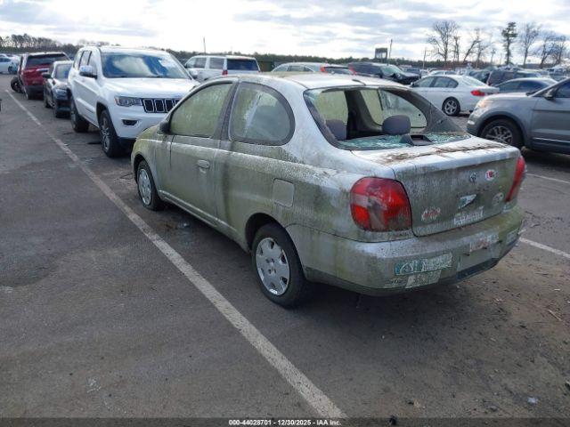 Toyota ECHO Image 6