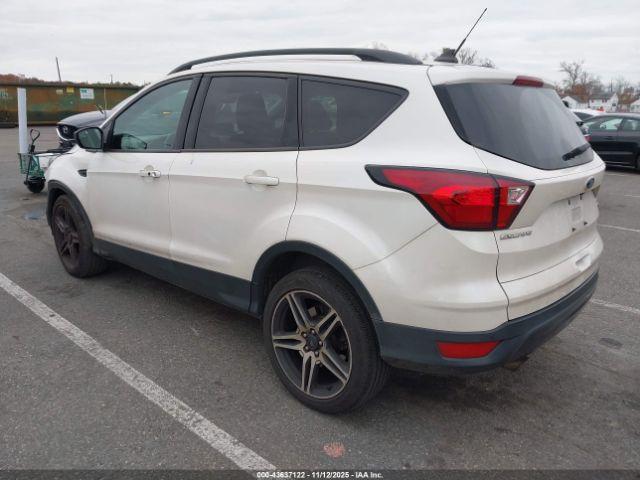 Ford Escape Sel Image 4