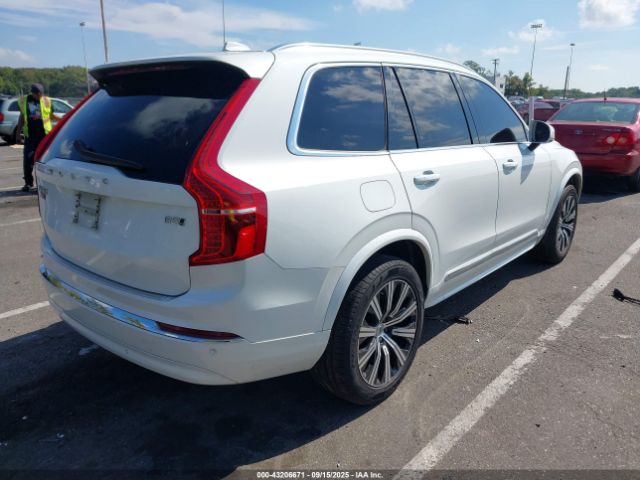 Volvo XC90 B5 Core Bright Theme Image 9