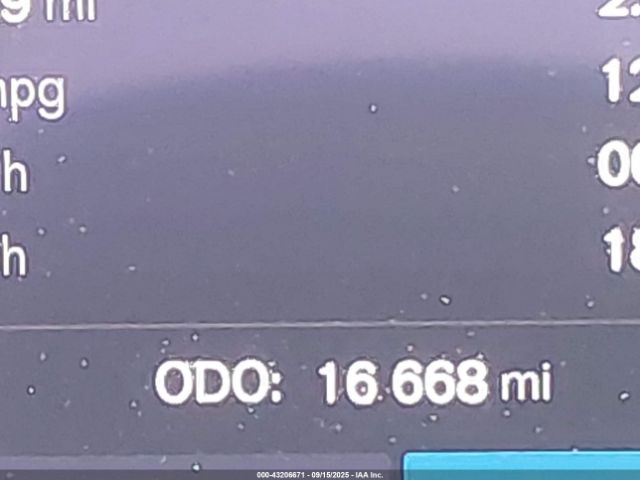 Volvo XC90 B5 Core Bright Theme Image 4