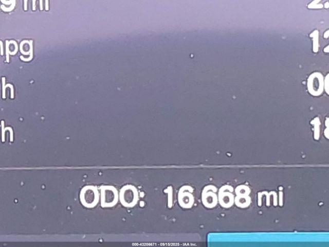 Volvo XC90 B5 Core Bright Theme Image 4