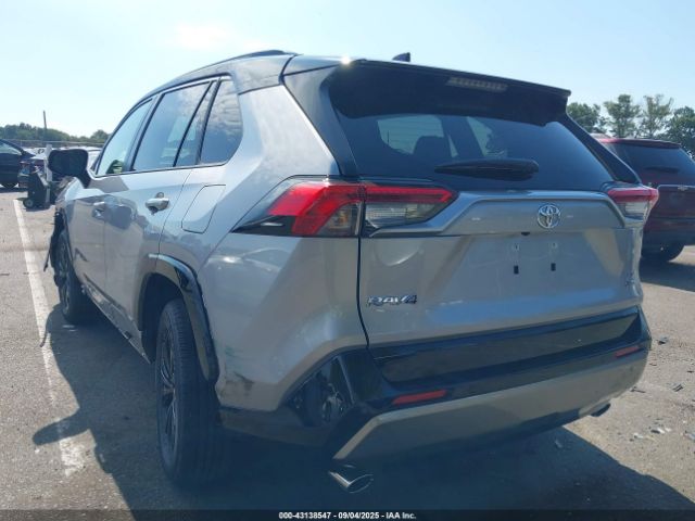 Toyota RAV4 Xse Image 2