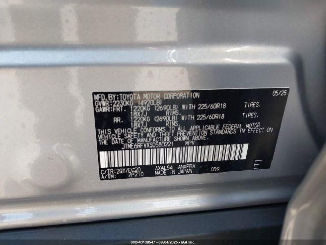 Toyota RAV4 Xse Image 16