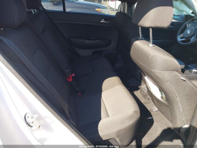 Kia Sportage Lx Image 3