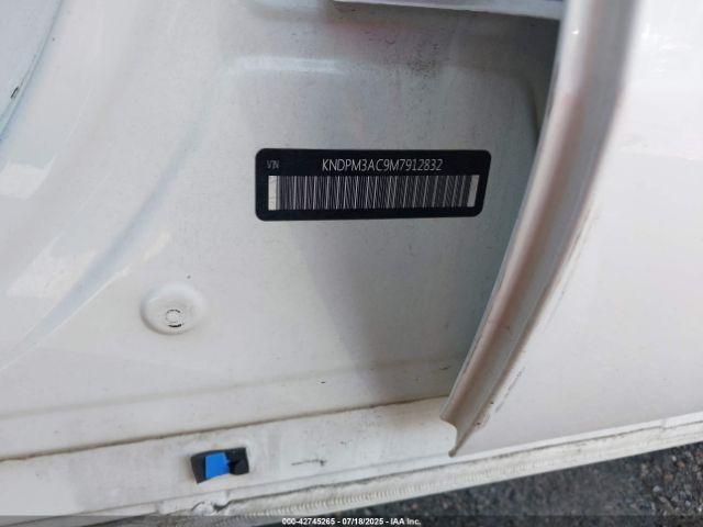 Kia Sportage Lx Image 4