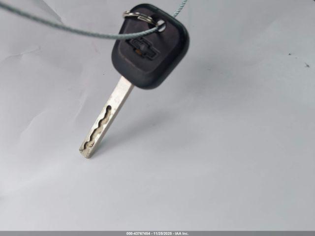 Chevrolet Suburban Lt Image 12