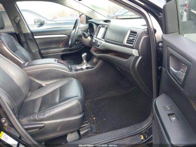 Toyota Highlander Xle V6 Image 4