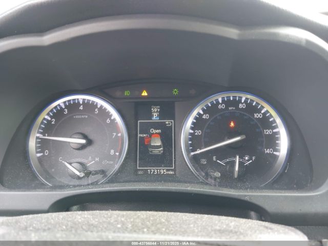 Toyota Highlander Xle V6 Image 2