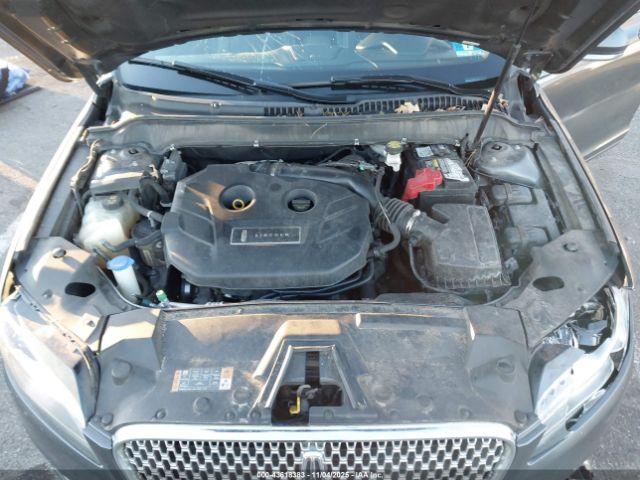 Lincoln MKZ Reserve Image 16