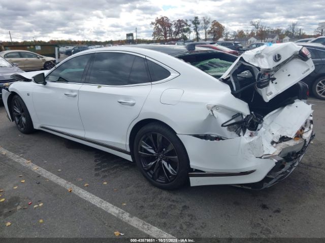 Lexus LS F Sport Image 3