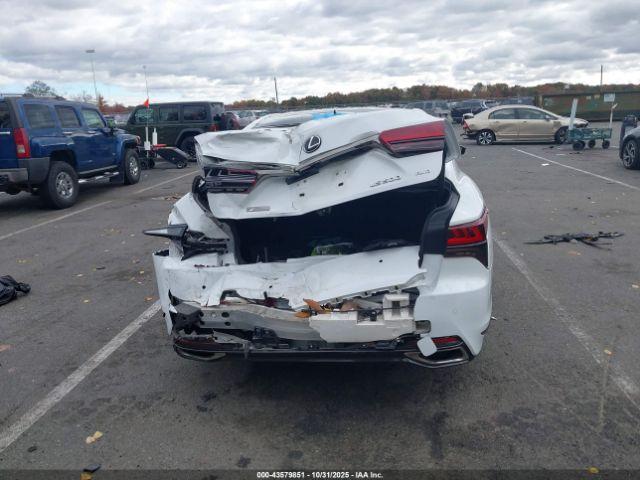 Lexus LS F Sport Image 13