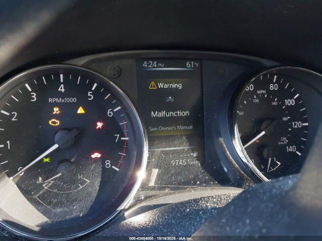 Nissan Rogue S Image 3