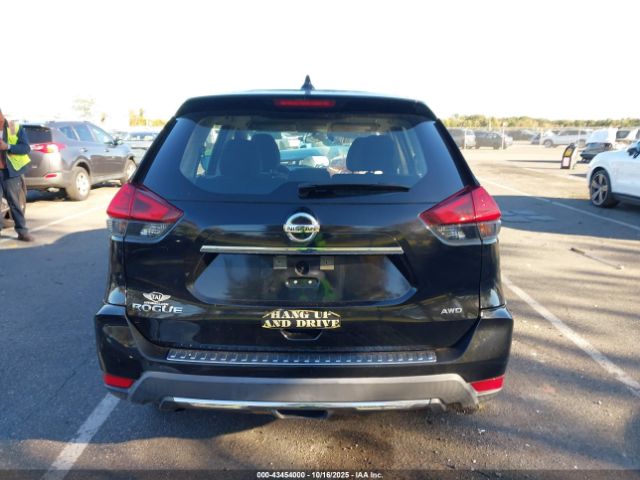 Nissan Rogue S Image 5