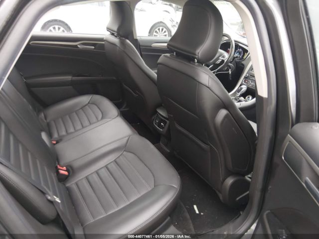 Ford Fusion Se Image 7