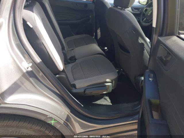 Ford Escape Se Image 3