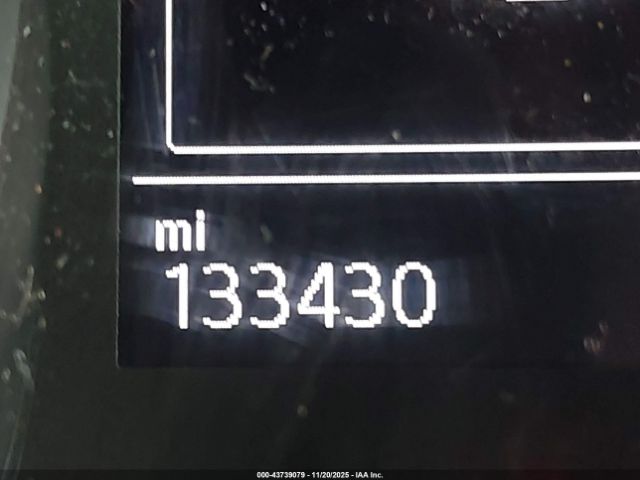 Volkswagen Golf Image 9