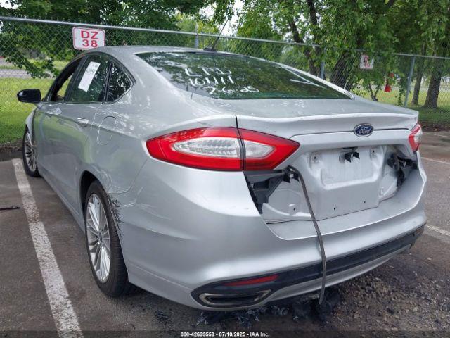 Ford Fusion Se Image 6