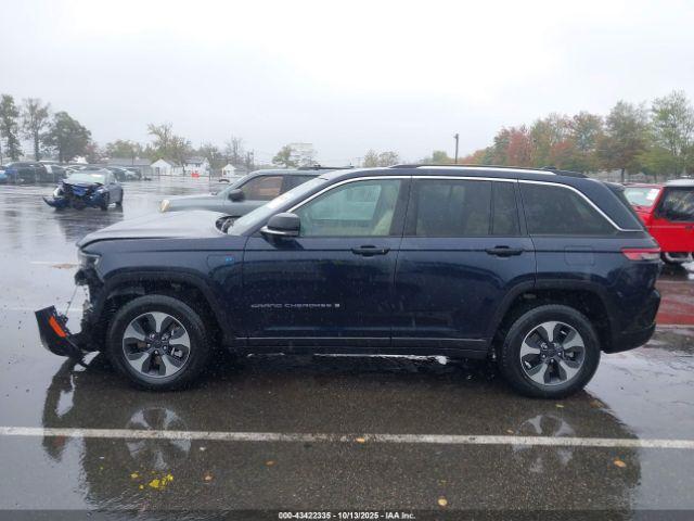 Jeep Grand Cherokee Limited 4x4 Image 11