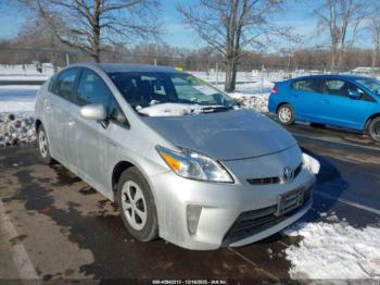  Salvage Toyota Prius