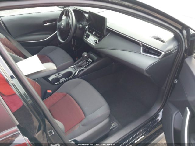 Toyota Corolla Se Image 12